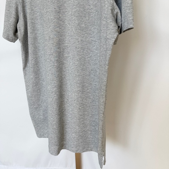 Travis Mathew Men's XL Gray Striped Golf Polo Shirt 3-Button Collared Casual - Picture 8 of 13